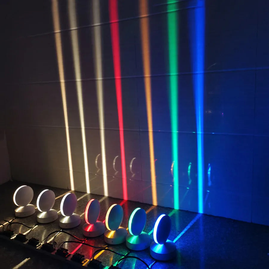 Strak silhouet - moderne raamwandlamp