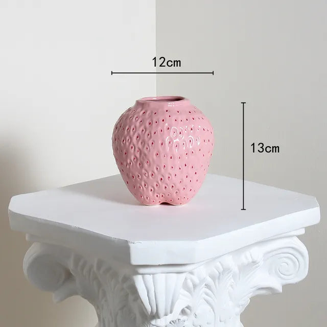WhimsyBerry - keramische vaas met aardbeien
