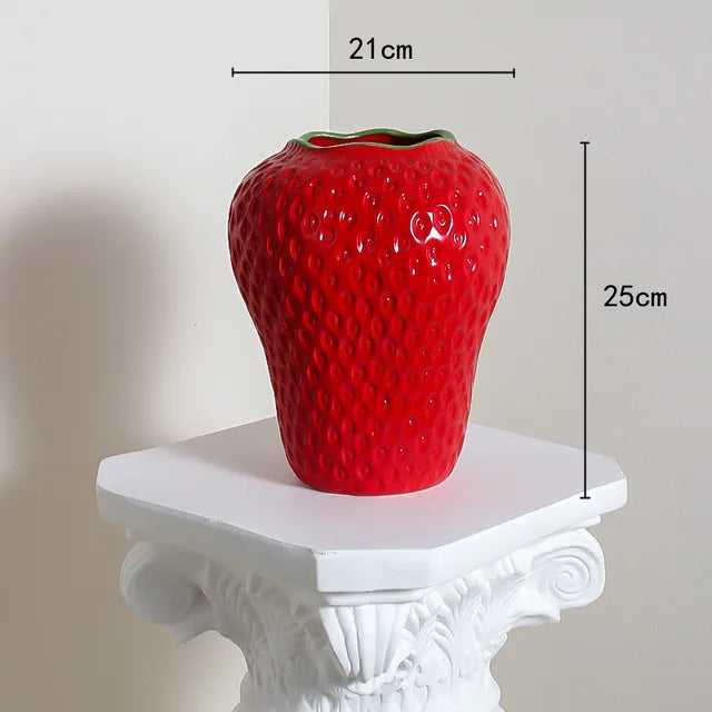 WhimsyBerry - keramische vaas met aardbeien