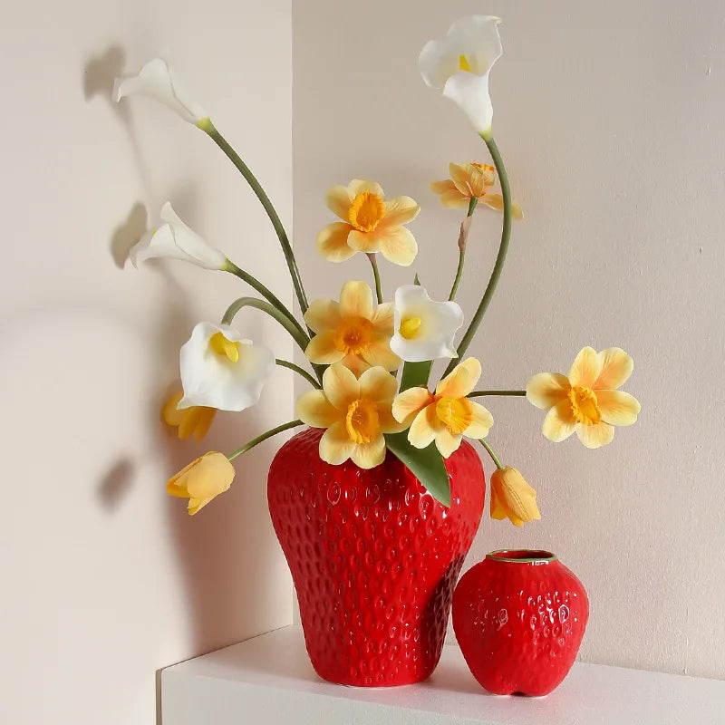 WhimsyBerry - keramische vaas met aardbeien