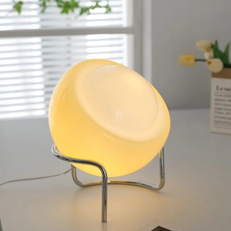 Creativenordic - middeleeuwse glazen lamp