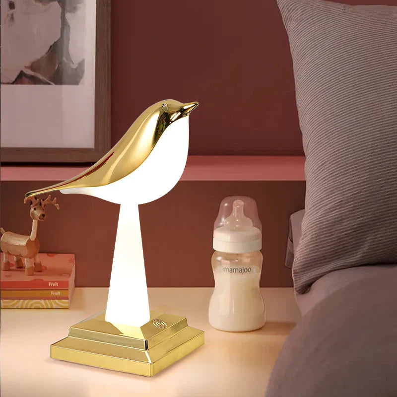 PlumeIlluminate - ekster vogel tafellamp