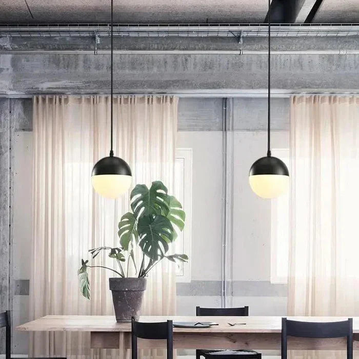Moderne bol hanglamp met mat glas