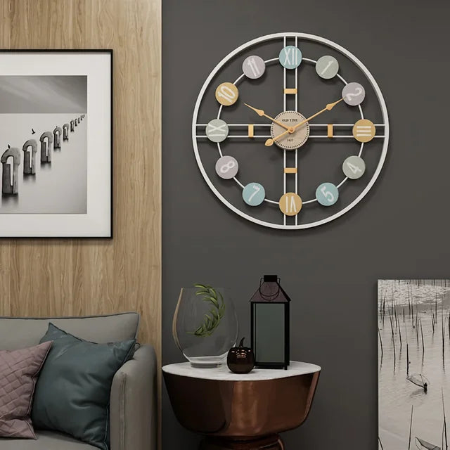 RetroDelight - vintage metalen wandklok