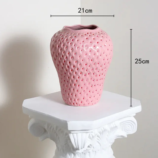 WhimsyBerry - keramische vaas met aardbeien