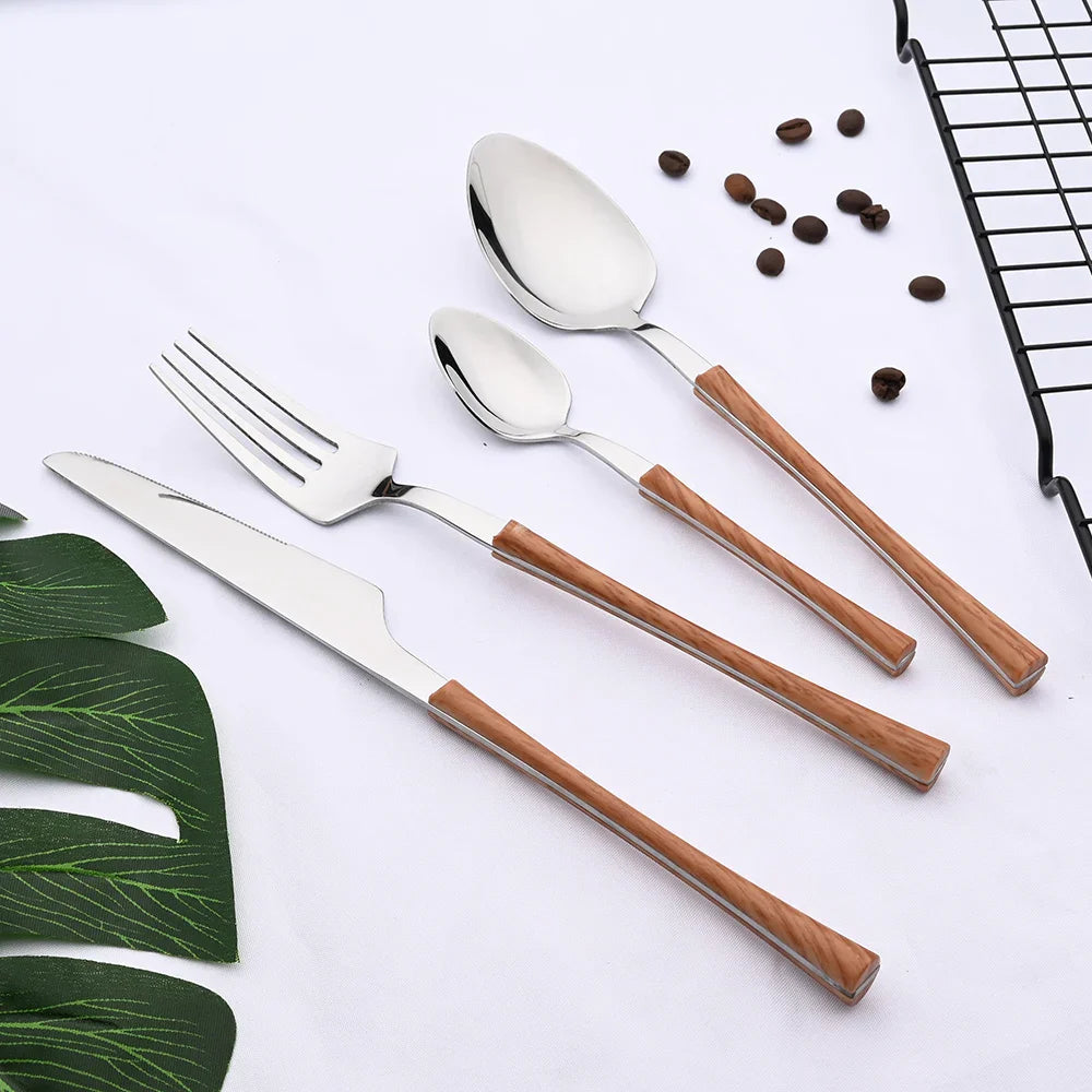 RusticDining | roestvrijstalen bestek met houten handvatten