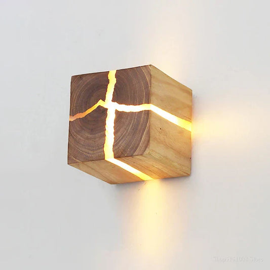 Solidwood - kubusvormige ambachtelijke wandlamp