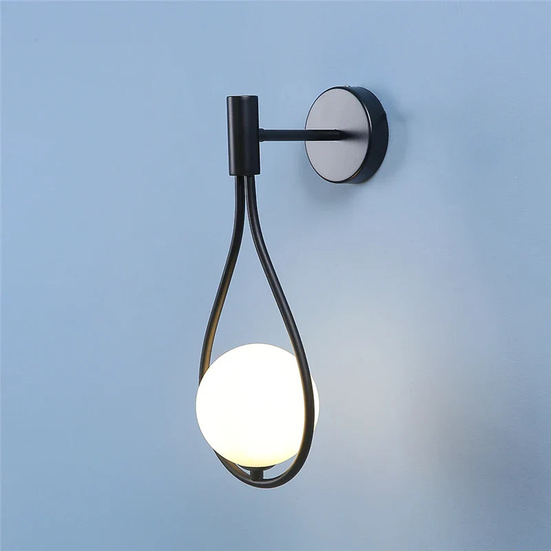 ZenithGlass - wandlamp met metalen en glazen bol