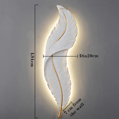 FederAura - moderne witte wandlamp met veren