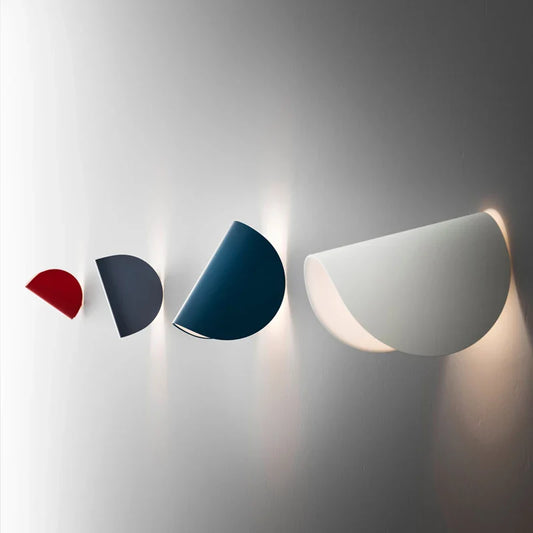 LumeStream - minimalistische ijzeren wandlamp