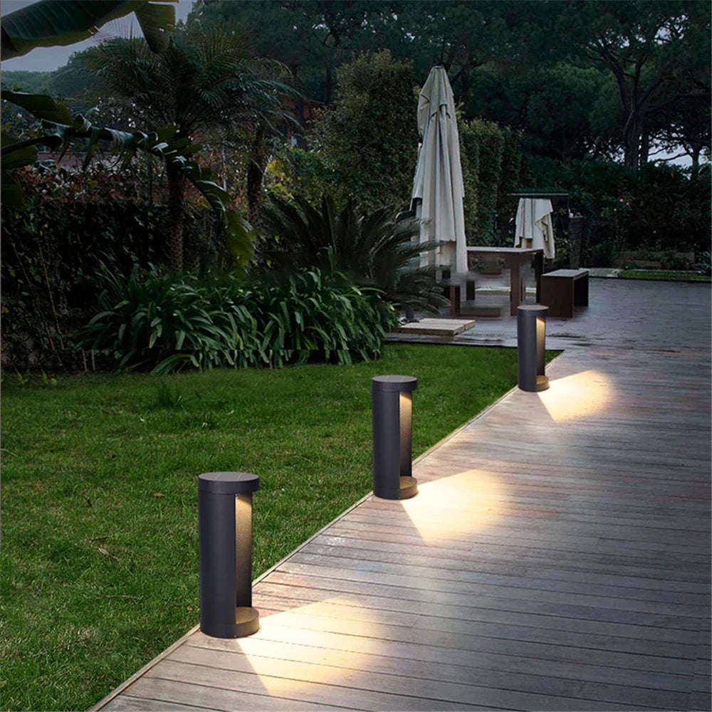 Lumifield - waterdichte buitenlamp voor op het gazon