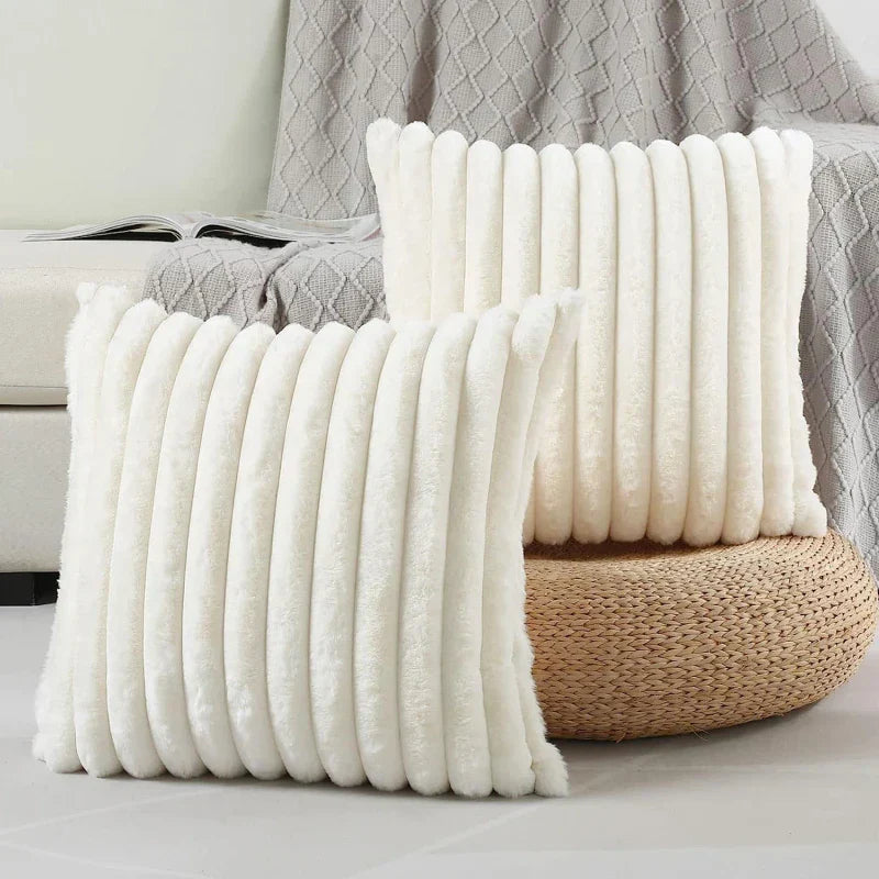 Huggycase | decoratieve donzige kussensloop