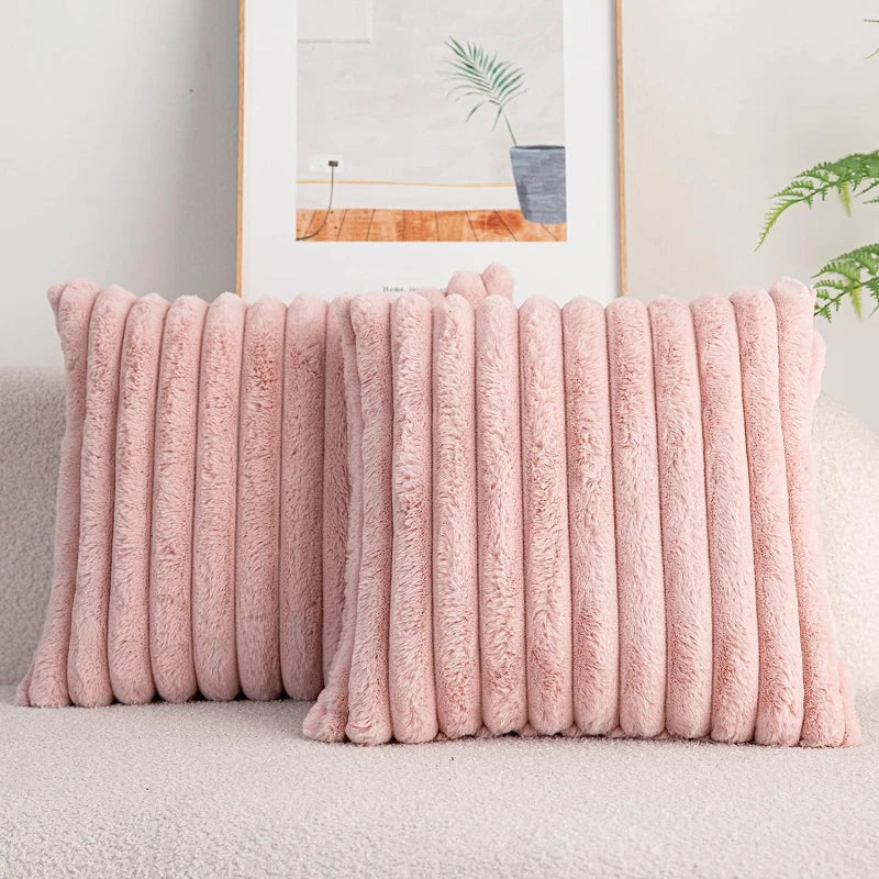 Huggycase | decoratieve donzige kussensloop