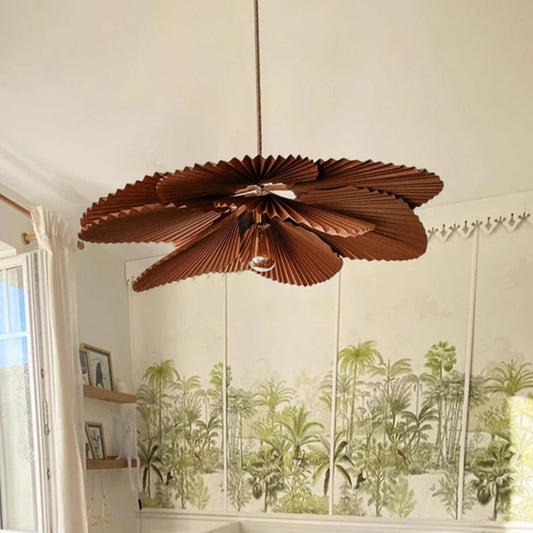 LeafyRadiance - petal plafondlamp