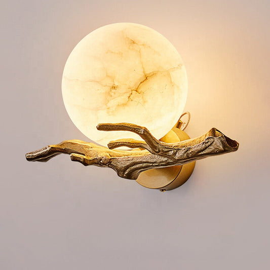 NordicMarble  | wandlamp met koperen accenten