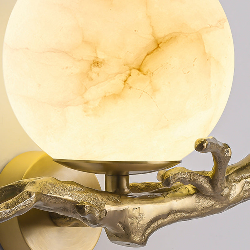 NordicMarble  | wandlamp met koperen accenten